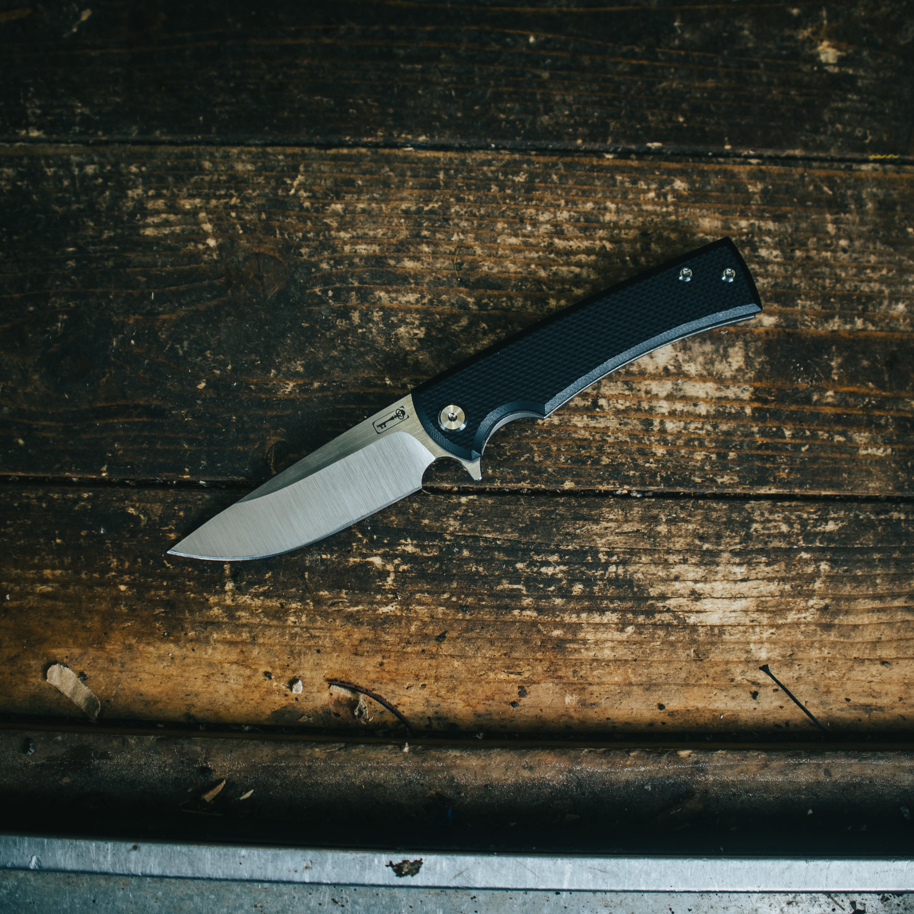 Chaves Knives Ultramar Liberation