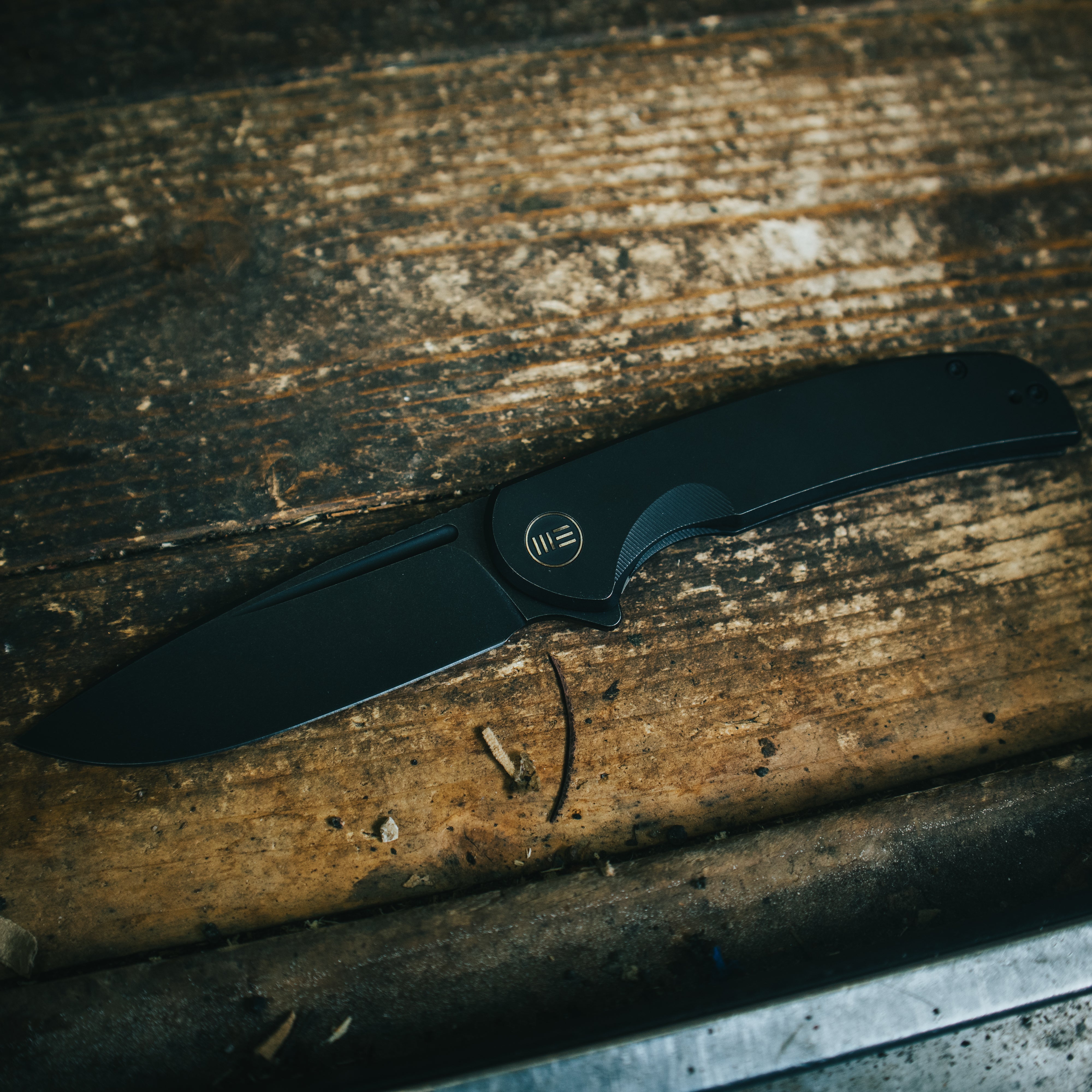 WE Knife Co. Beacon