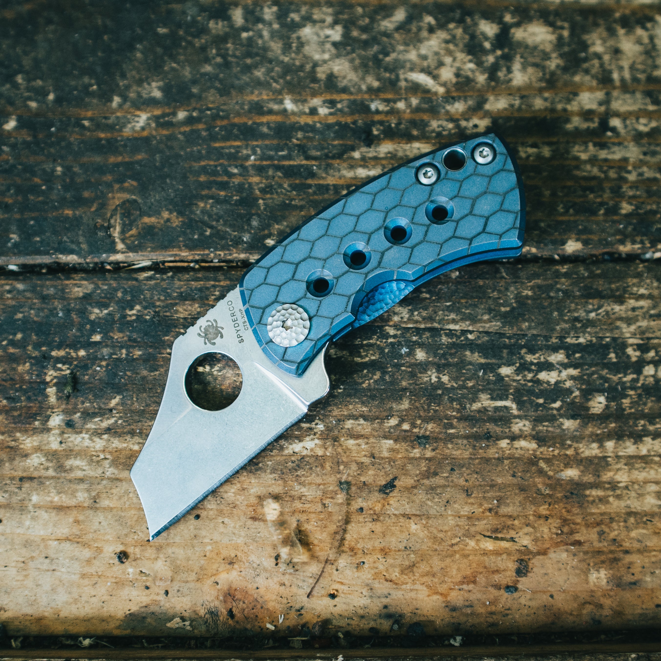 Spyderco McBee Custom Honeycomb