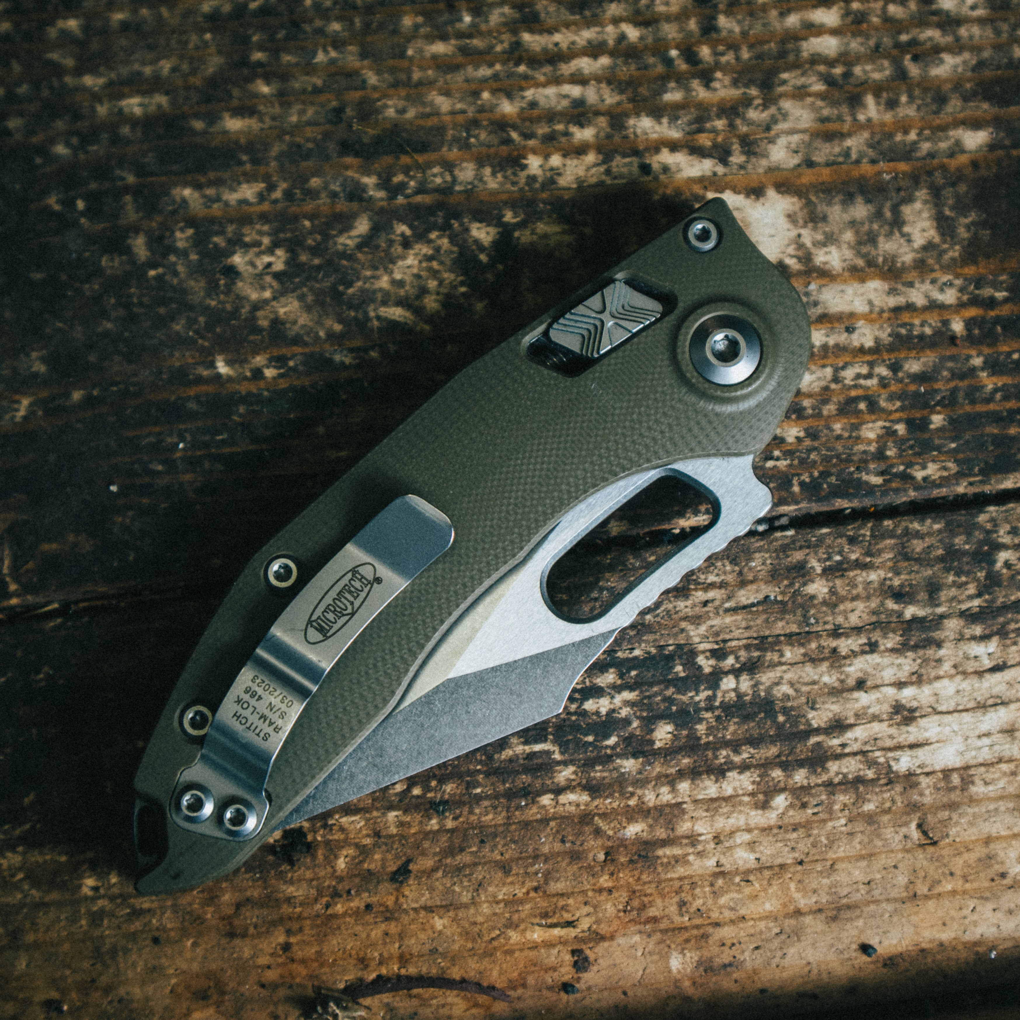 Microtech Stitch