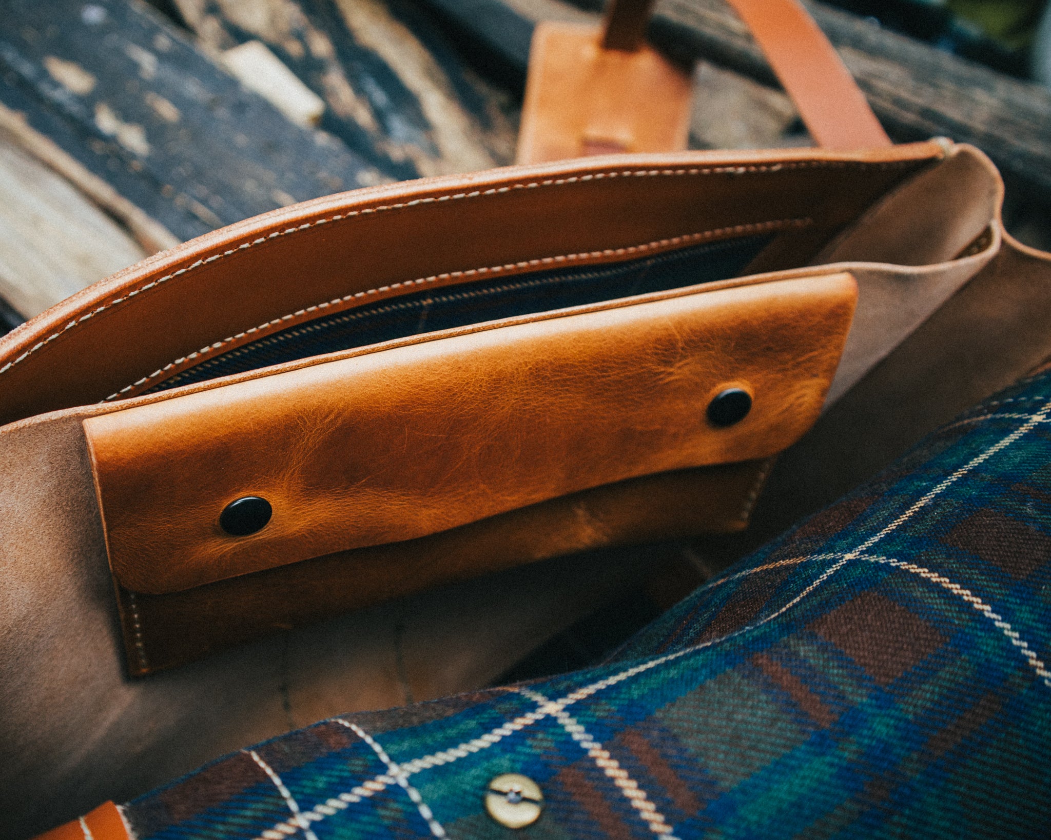 The Bothy Satchel (Compact Outlander)