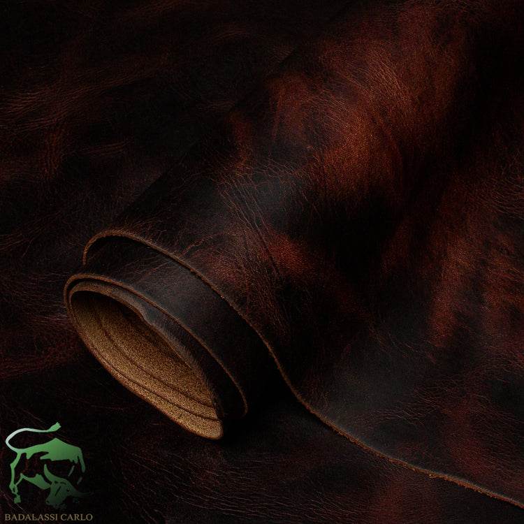The Lomond Wallet - Handmade Leather EDC Cardholder