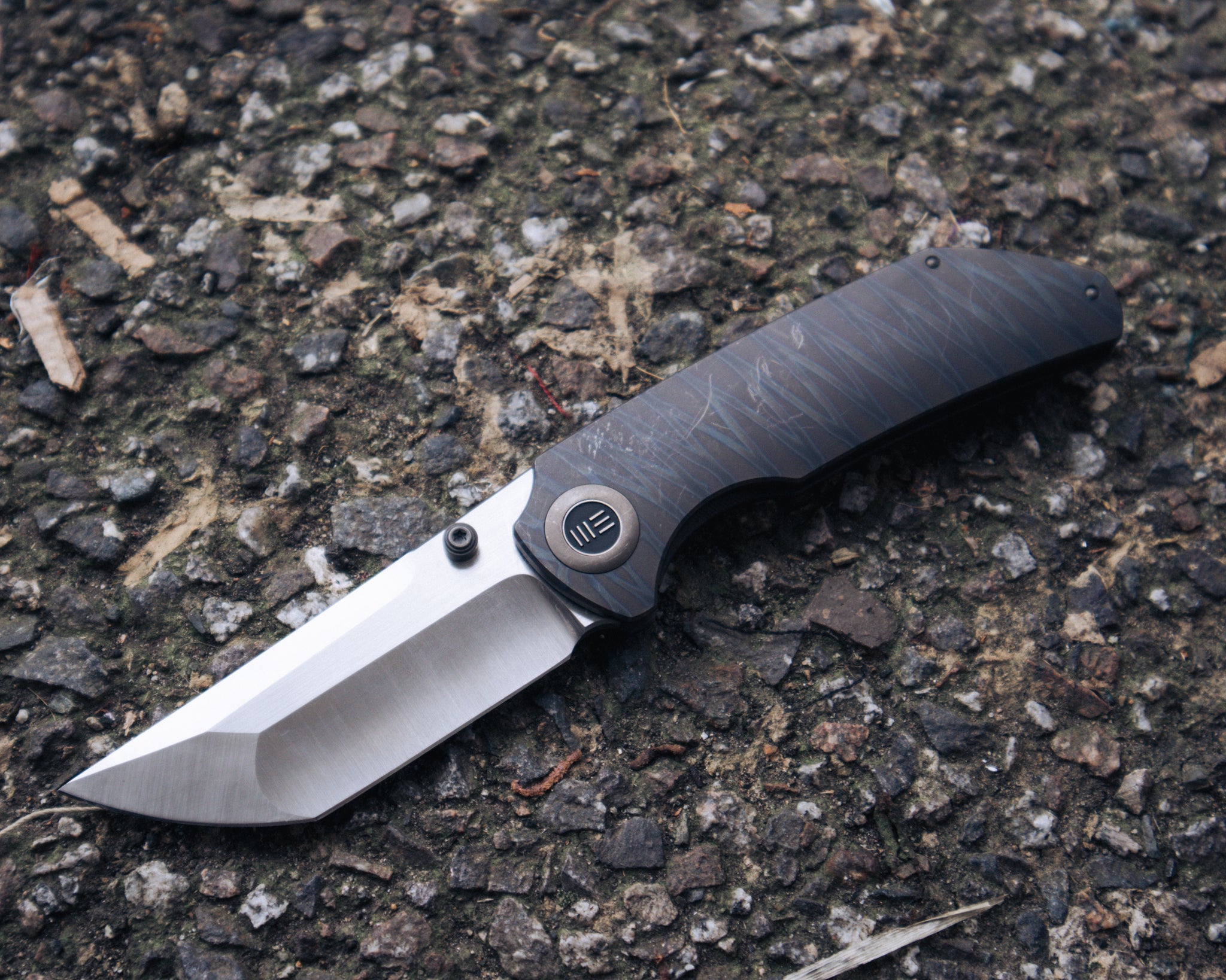 WE Knife Thug XL – Tiger Stripe Flamed Titanium / CPM-20CV