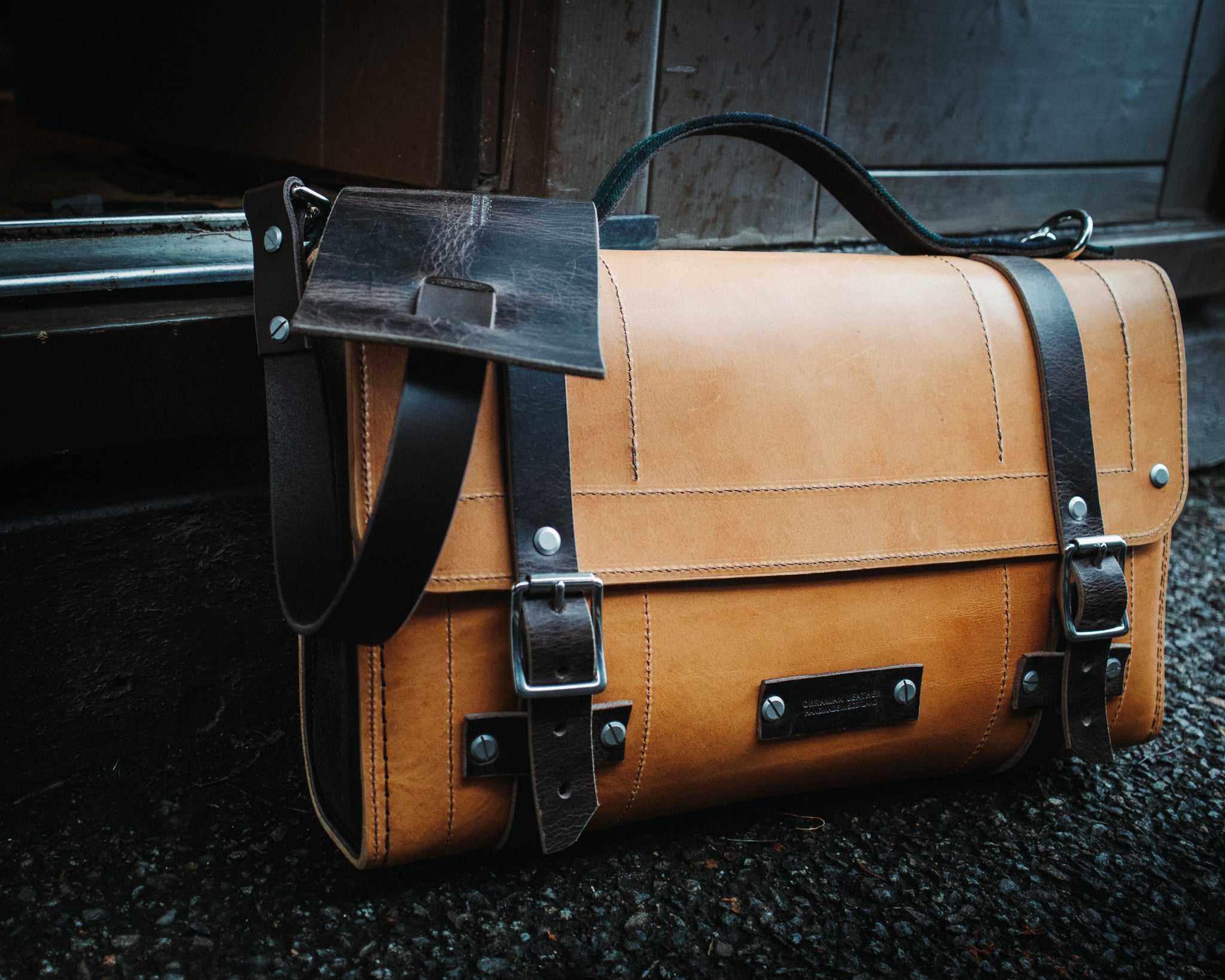 The Outlander Satchel - Black Watch