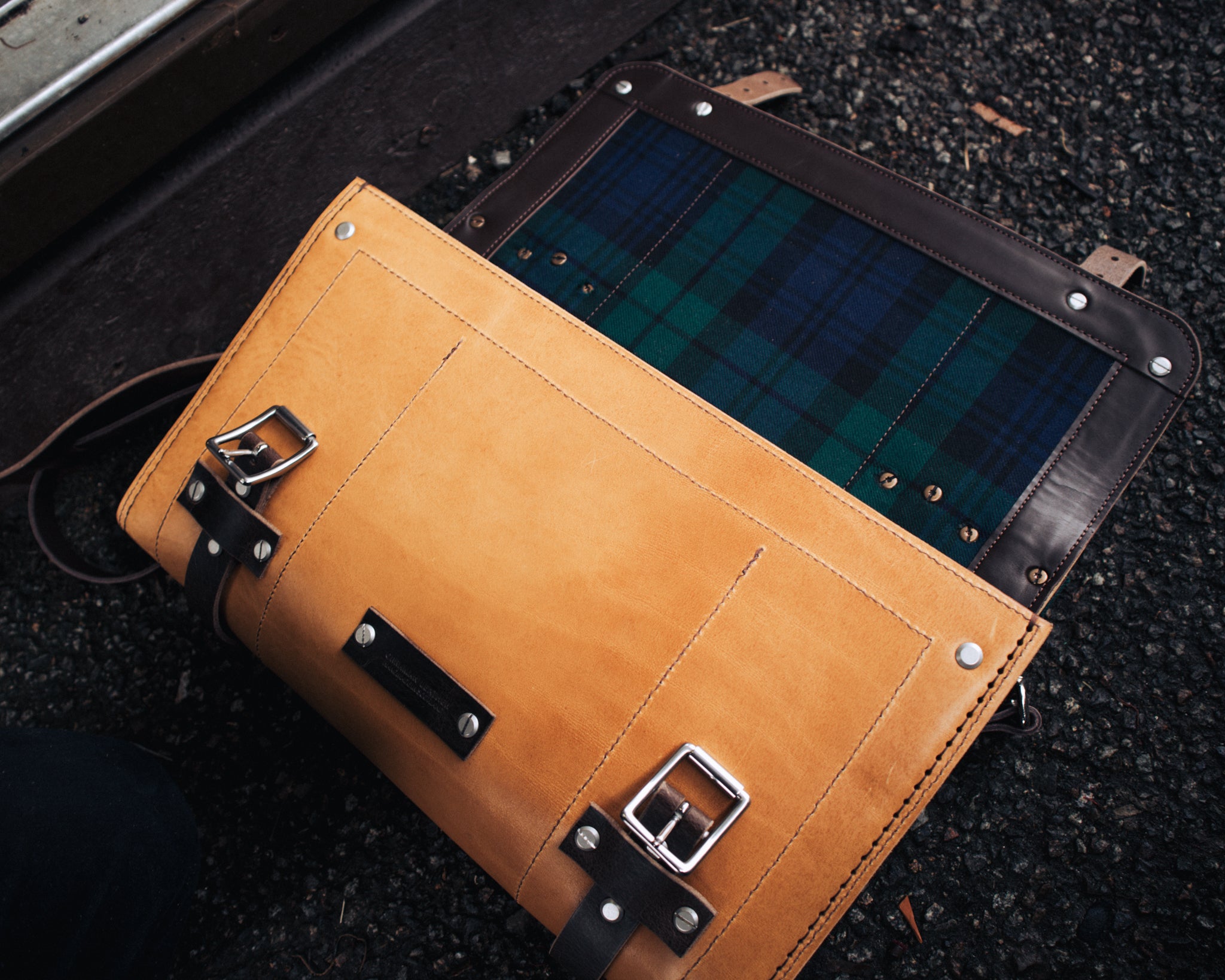 The Outlander Satchel - Black Watch